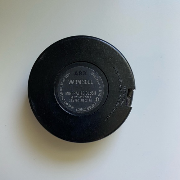 3 MAC Blushes - Picture 7 of 8